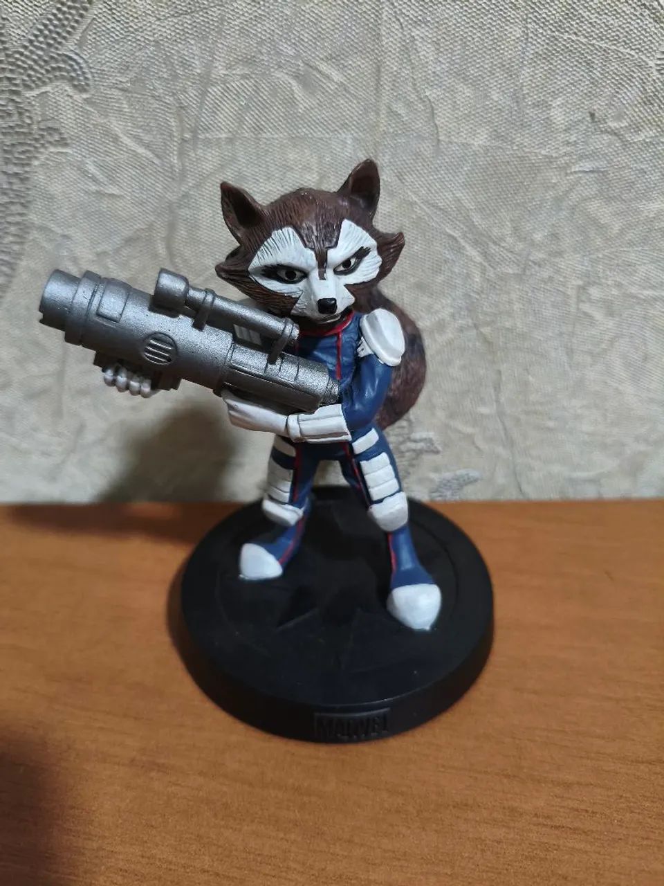 Miniatura Rocket Raccoon Guardiões da Galáxia Marvel Action Figure