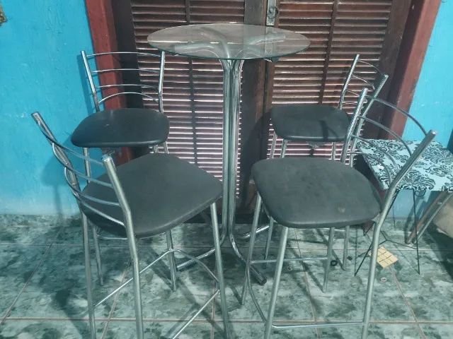 JOGO DE BANQUETA BISTO EM AÇO