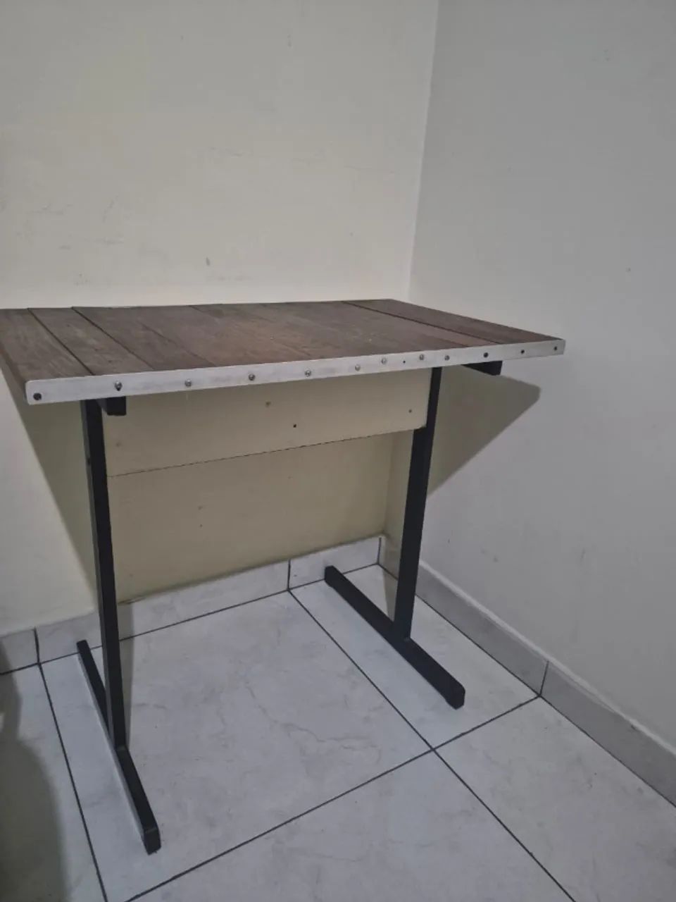 Mesa pequena - Foto 2