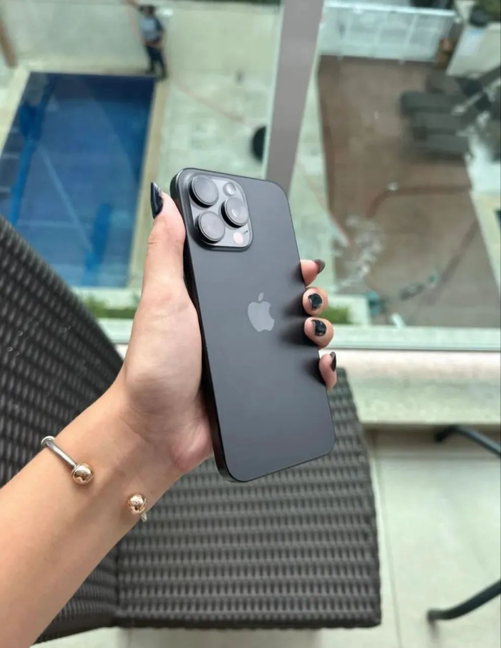 15 PRO MAX 256GB PRETO BLACK 