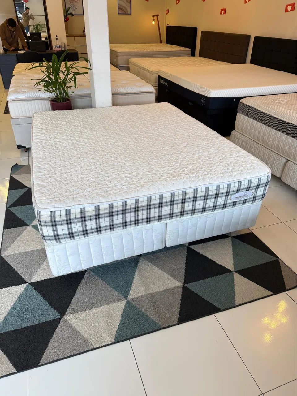 Cama box QUEEN SIZE MAXFLEX SEMINOVA TOP - ENTREGO  - Foto 4