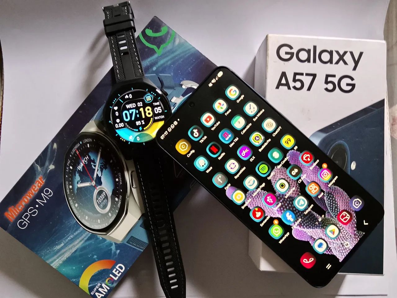 Vendo um A57 5g e um relógio digital 
