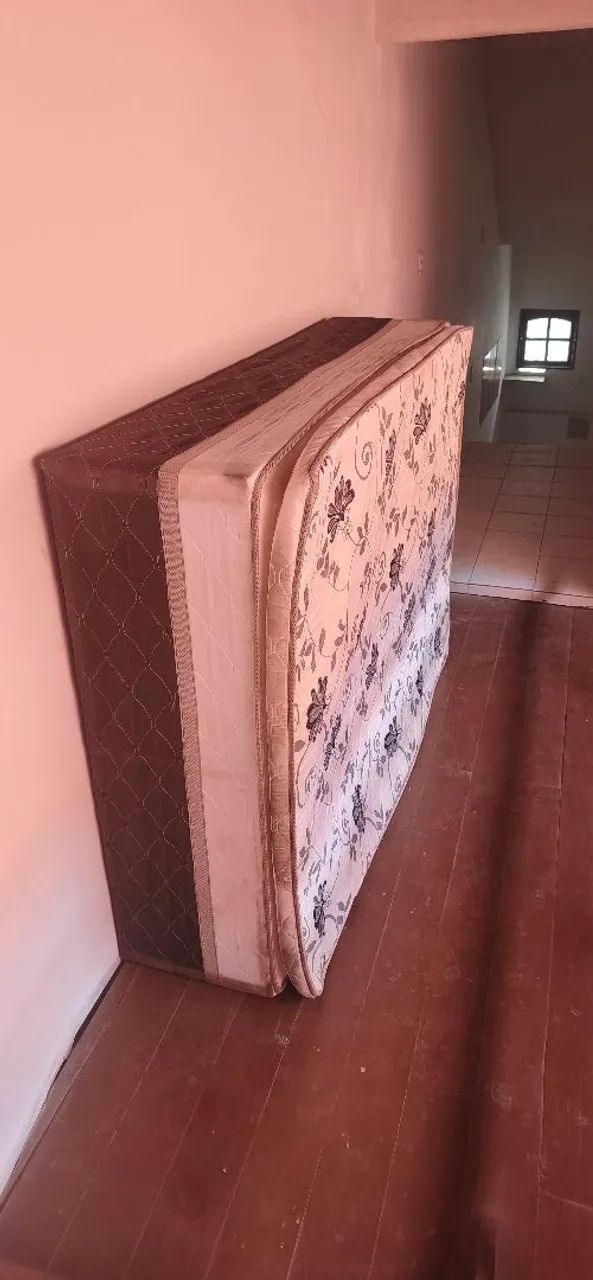 Cama box + colchão 