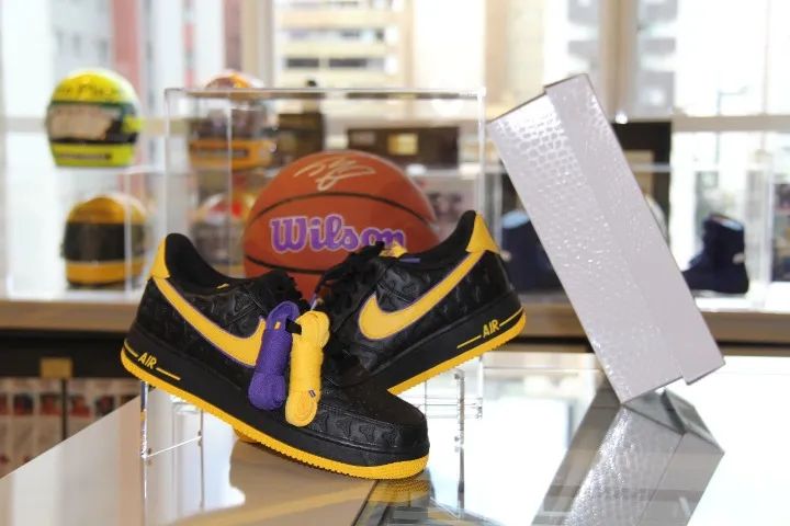Tênis Kobe Bryant Original