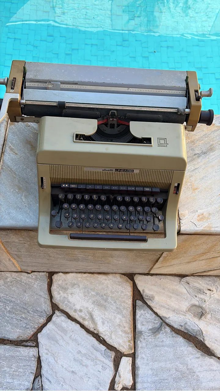 Maquina Escrever Olivetti