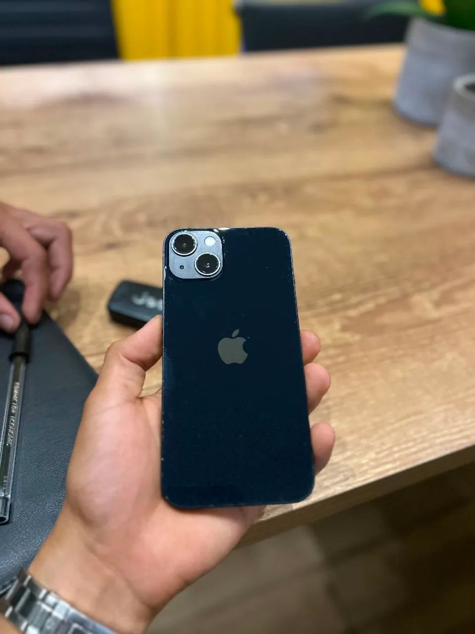 iPhone 13