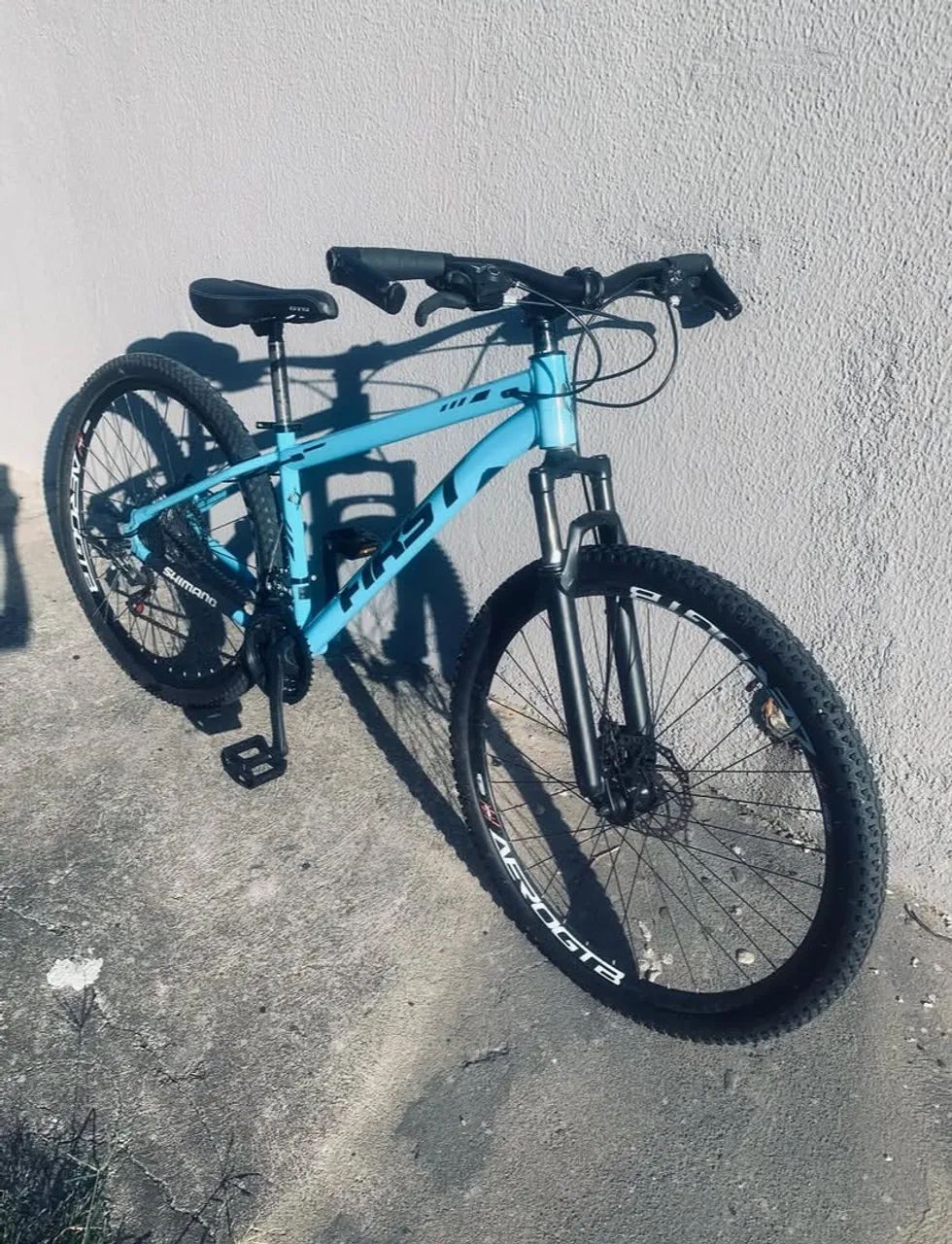 VENDE-SE BIKE ARO 29 FIRST