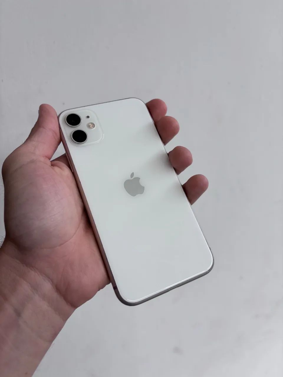 IPHONE 11 128gb BRANCO - Foto 2