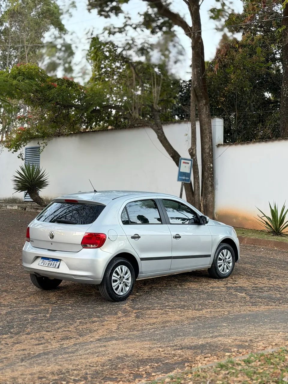 Volkswagen Gol GOL TRENDLINE 1.0 T.FLEX 8V 5P 2015