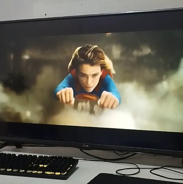 LG TV 42 Polegadas COM DEFEITA NA TELA - Foto 2