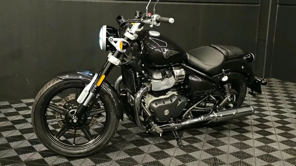 Super Meteor 650 Astral  - Foto 2