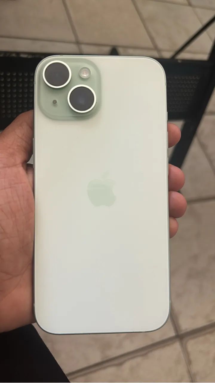 iPhone 15