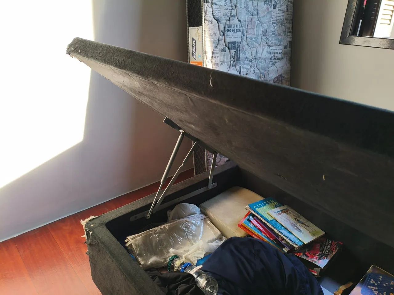 Cama box baú solteiro com colchão