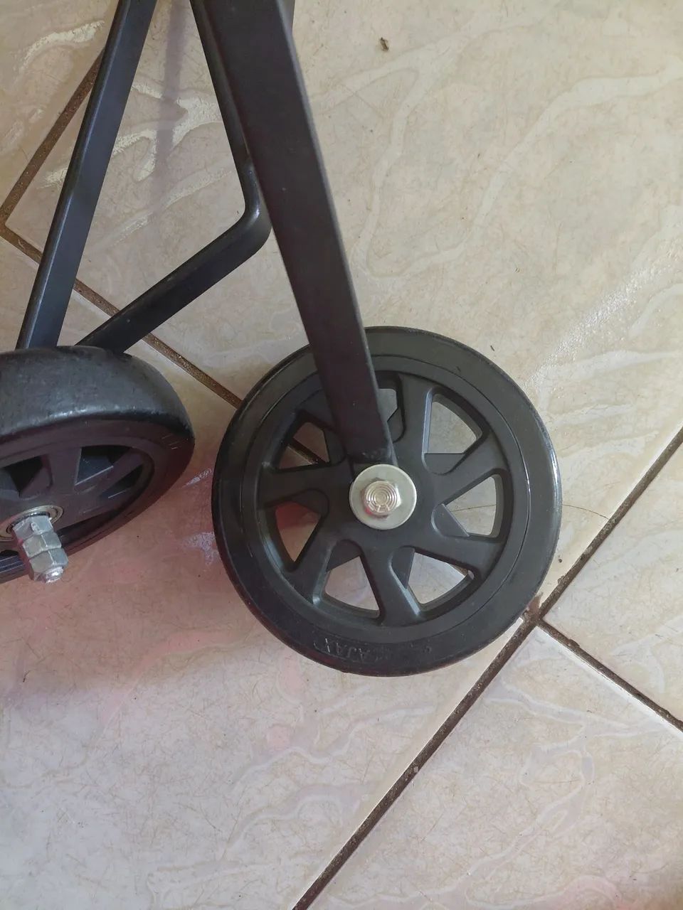 Roda de PVC 6 Preta - AIAX - Foto 2
