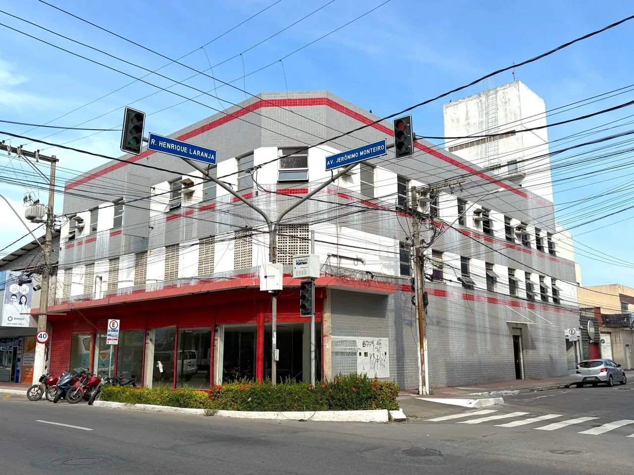 Lojão centro vila velha esquina 1.800m
