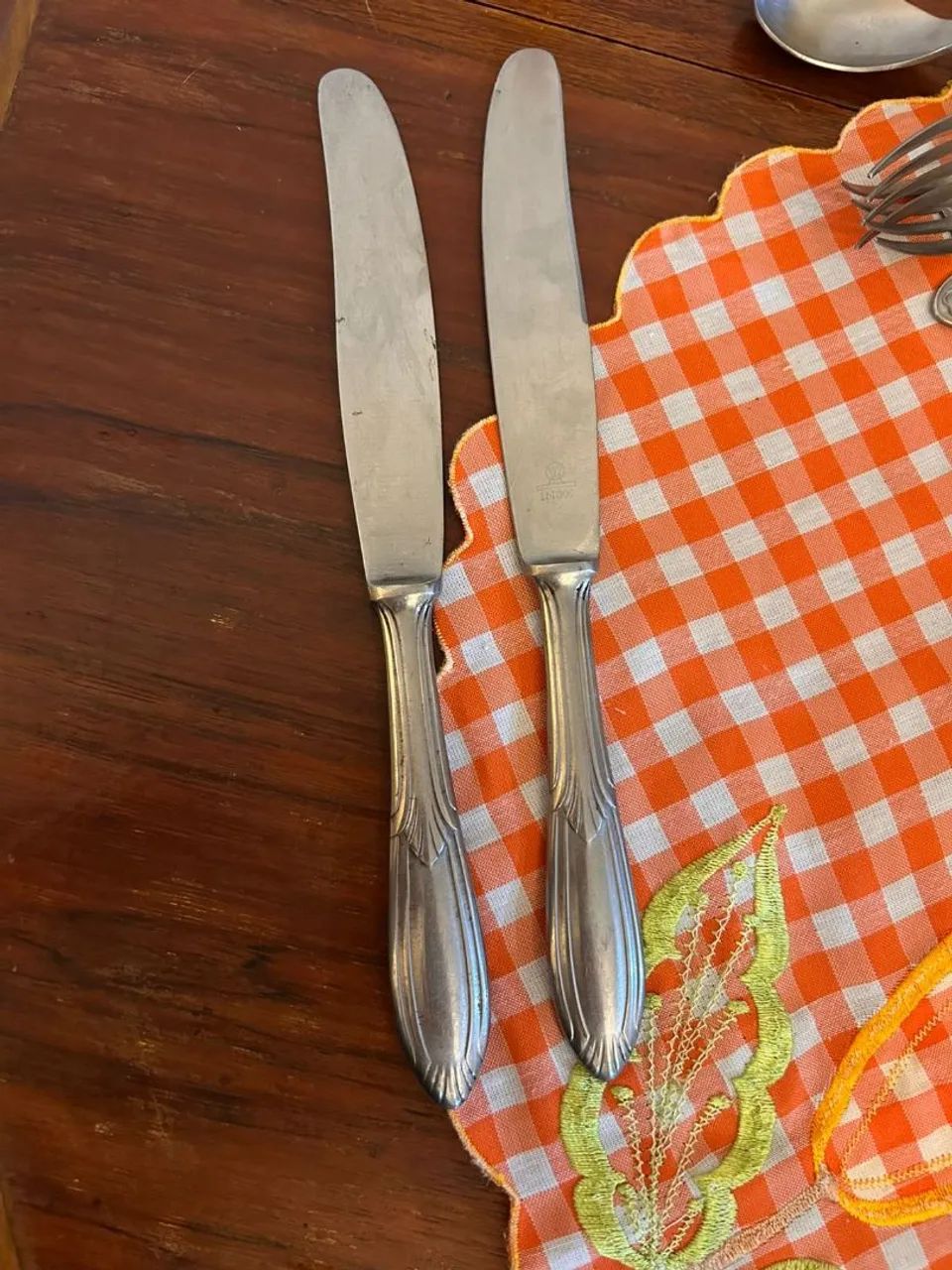 Par de Facas / Espátulas de Serviço Antigas em Inox - 24 cm