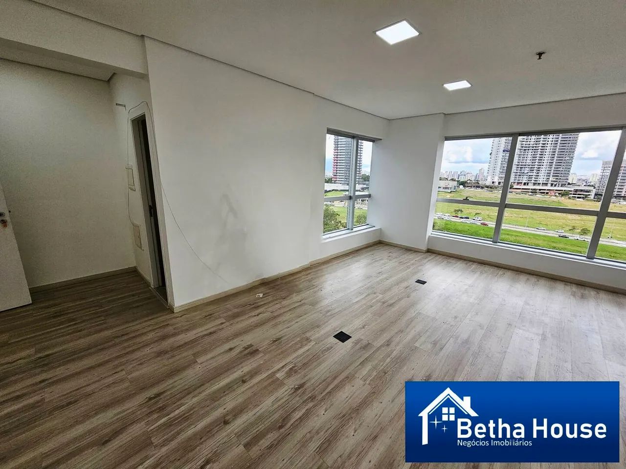 Sala Comercial com 46 m² Para Locação Em Alphaville - Foto 5