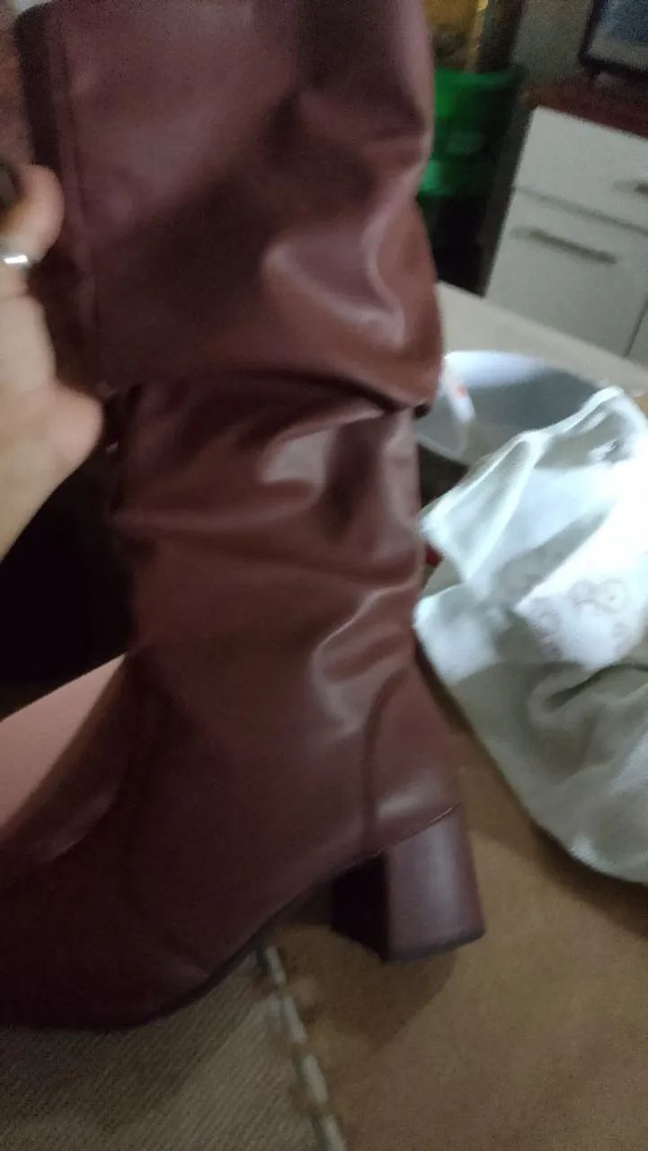Vendo bota de cano longo - Foto 2
