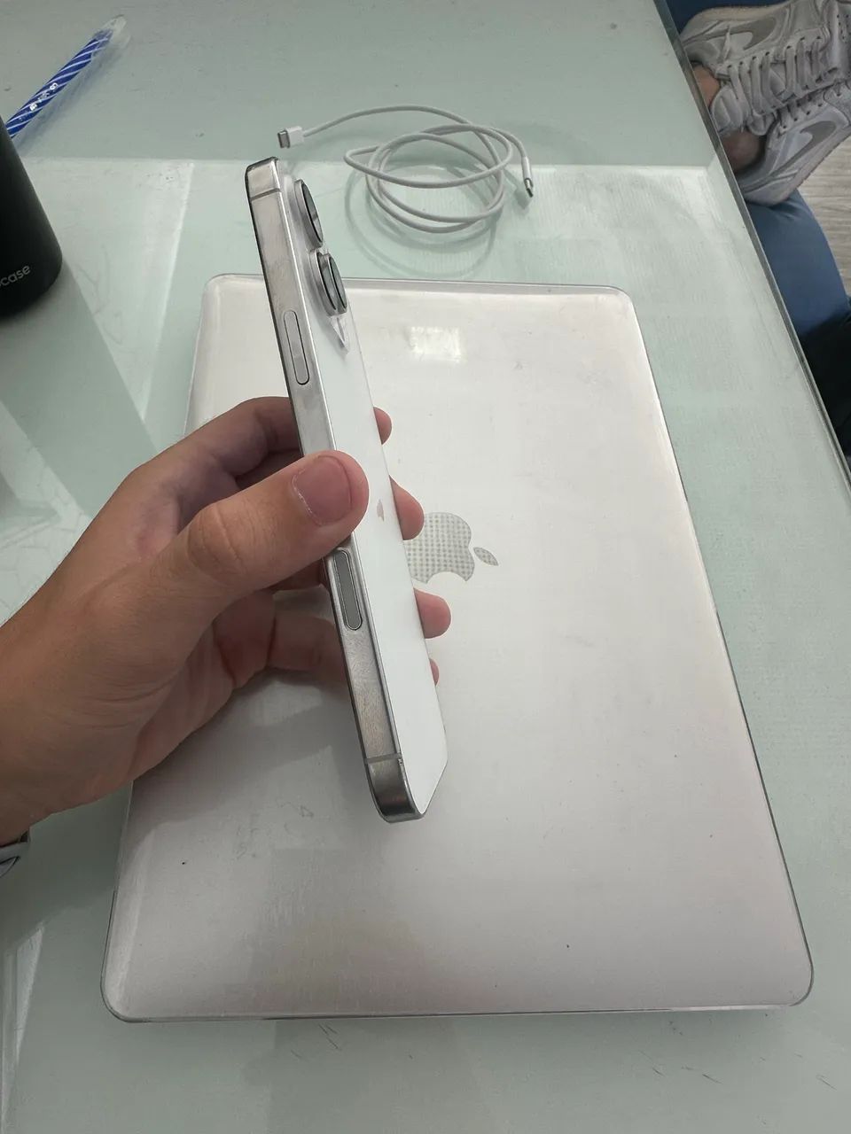 Iphone 16 pro max  - Foto 3
