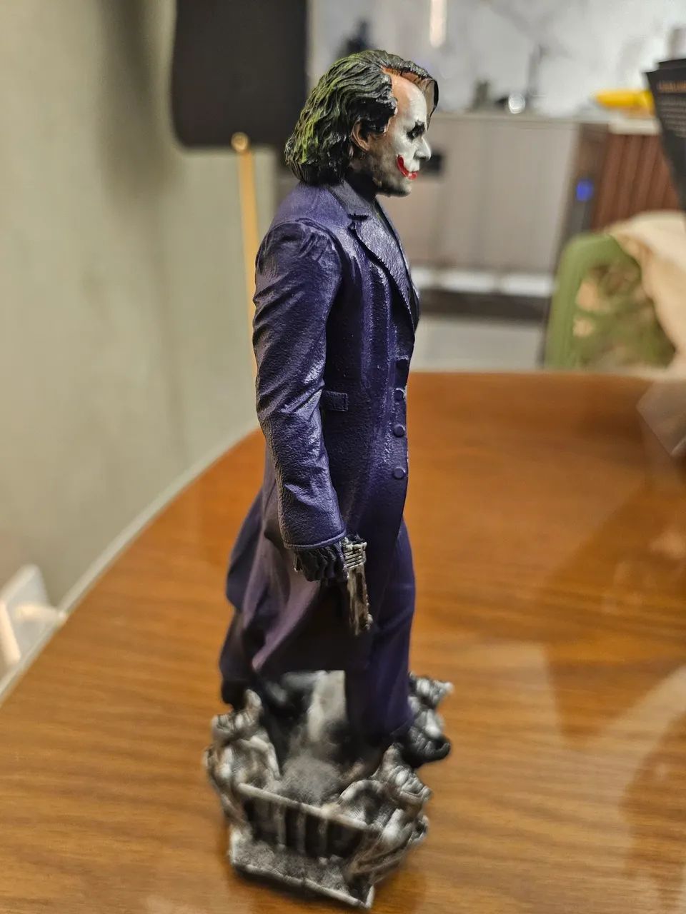Coringa em resina - Foto 3