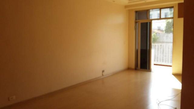 Apartamento 2 quartos sendo 1 suíte todos com armários e 2 vagas de garagem em Vila Isabel - Foto 4