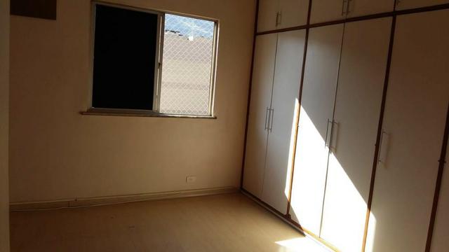 Apartamento 2 quartos sendo 1 suíte todos com armários e 2 vagas de garagem em Vila Isabel - Foto 6