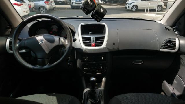 Oportunidade Imperdível! Peugeot 207 XR 1.4 Flex - Foto 6