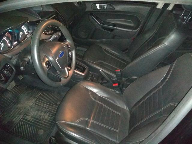 Vendo #Quitado! Ford New Fiesta Titanium 1.6 Automático 14/15 - Foto 2