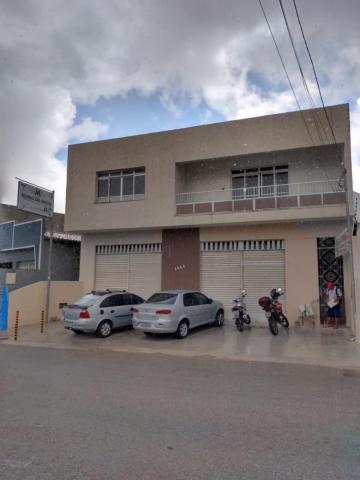 Galpão Comercial com Apartamento na área superior