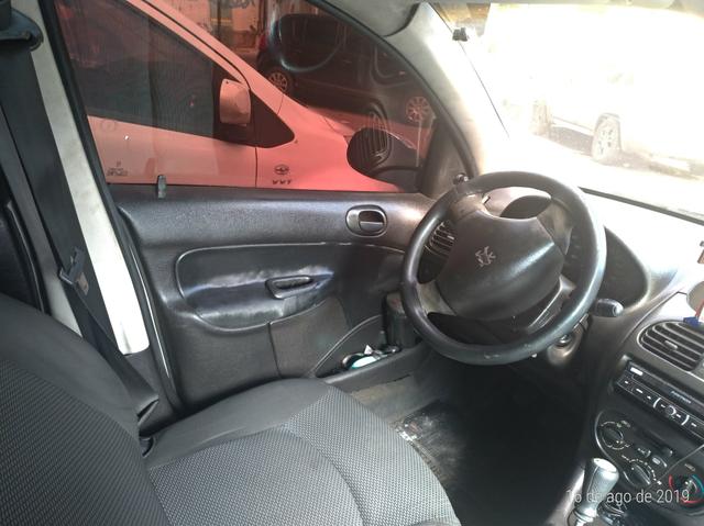 Peugeot 206 1.0 16 válvulas - Foto 2