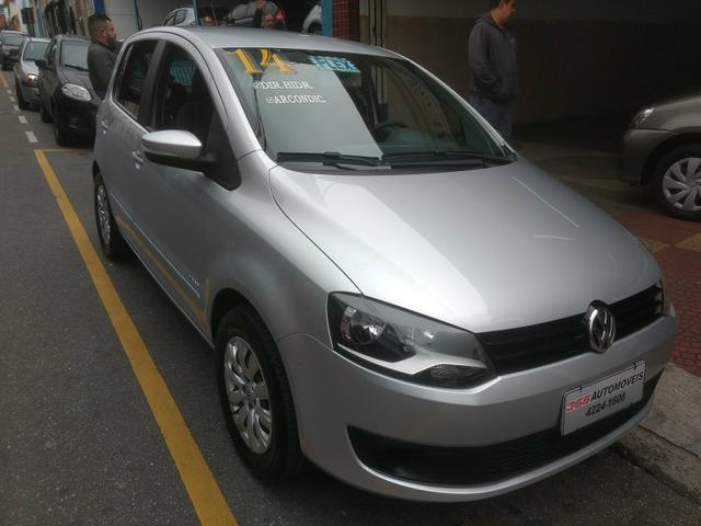 VW Fox 1.6 Trend GII Prata Completo 2014 2º Dono R$ 32.900,00