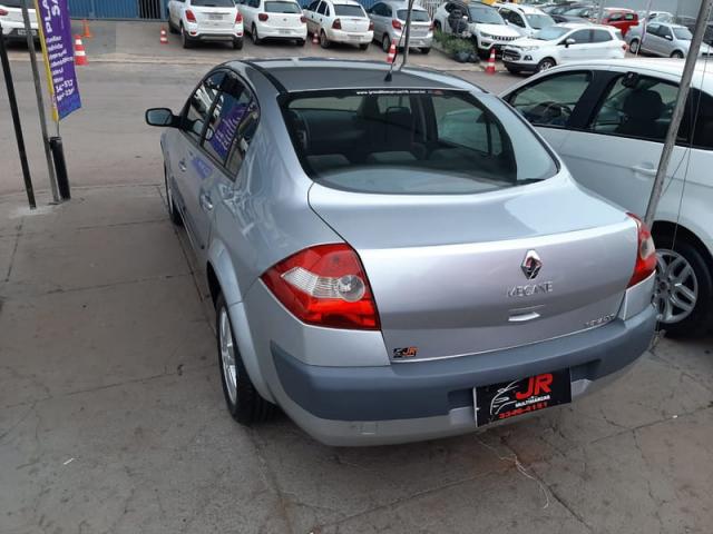 RENAULT MEGANE SEDAN DYNAMIQUE 2.0 16v 4p - Foto 9