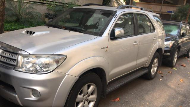 Toyota Hilux sw4 7 lugares 2011 blindada - Foto 5