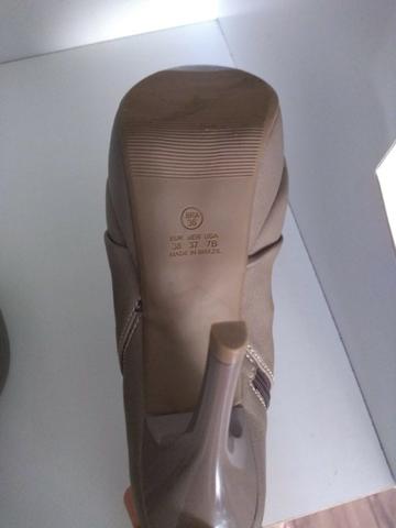 Bota marca mariotta salto fino - Foto 3