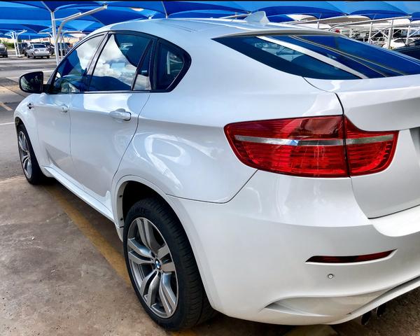 BMW X6 M 4x4 V8 Bi-turbo Coupé 10/11 - Foto 4