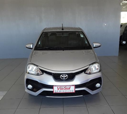 Etios sedan 1.5 - Foto 2