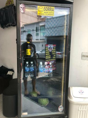 Geladeira expositora