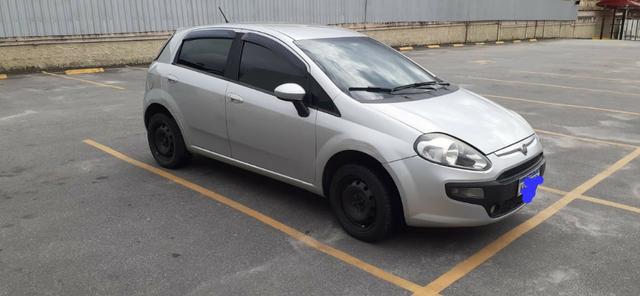 Lindo Fiat Punto 2016 1.4 Quitado Financio pelo banco - Foto 2