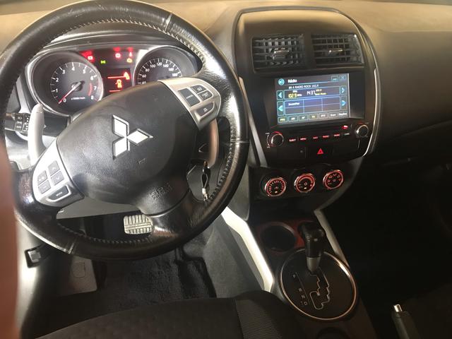 SUV Mitsubishi super conservada - Foto 11