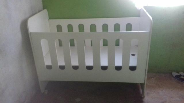 Vendo berço com coxão 250