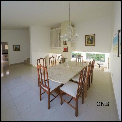Casa com 505m² 3 suítes condomínio fechado no horto florestal/one