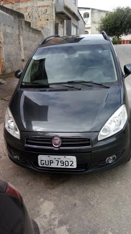 Carro Fiat Idea - Foto 12