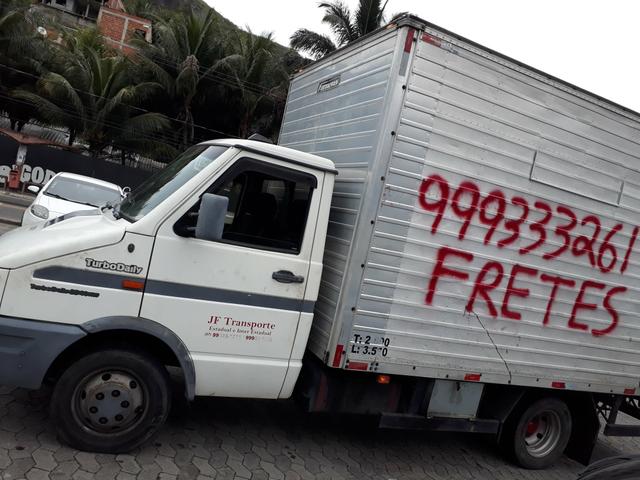 Faço frete preço a combinar