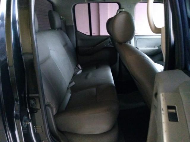 NISSAN FRONTIER LE CD 4X4 2.5 TB DIESEL AUT. - Foto 9