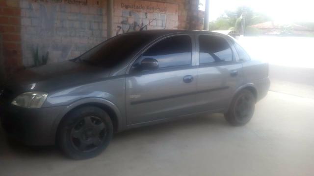 Vendo ou troco Carro Chevrolet Corsa / valor negociável - Foto 3