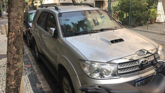 Toyota Hilux sw4 7 lugares 2011 blindada - Foto 6