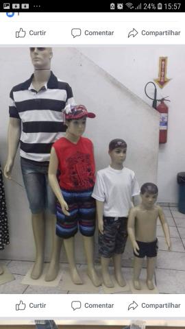 Araras e manequins