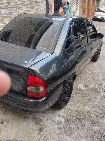Corsa sedan - Foto 3