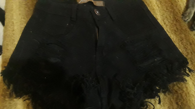 short curto preto jeans