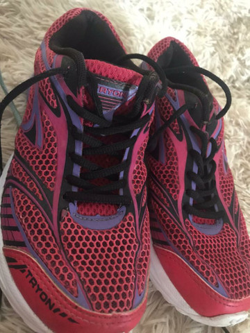 3 tenis por 100 reais